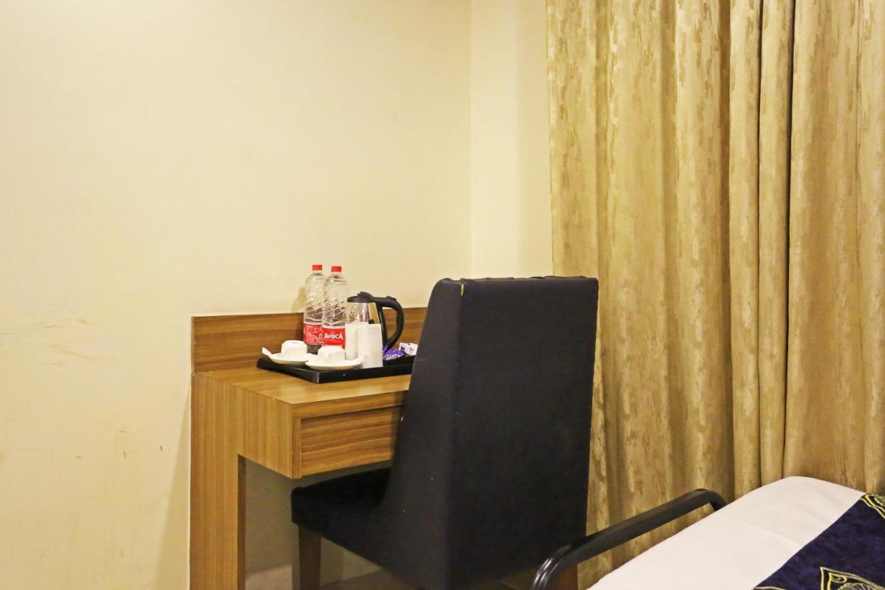 Hotel Grand Suites By D'Capitol Near Delhi Airport Нью-Делі Екстер'єр фото