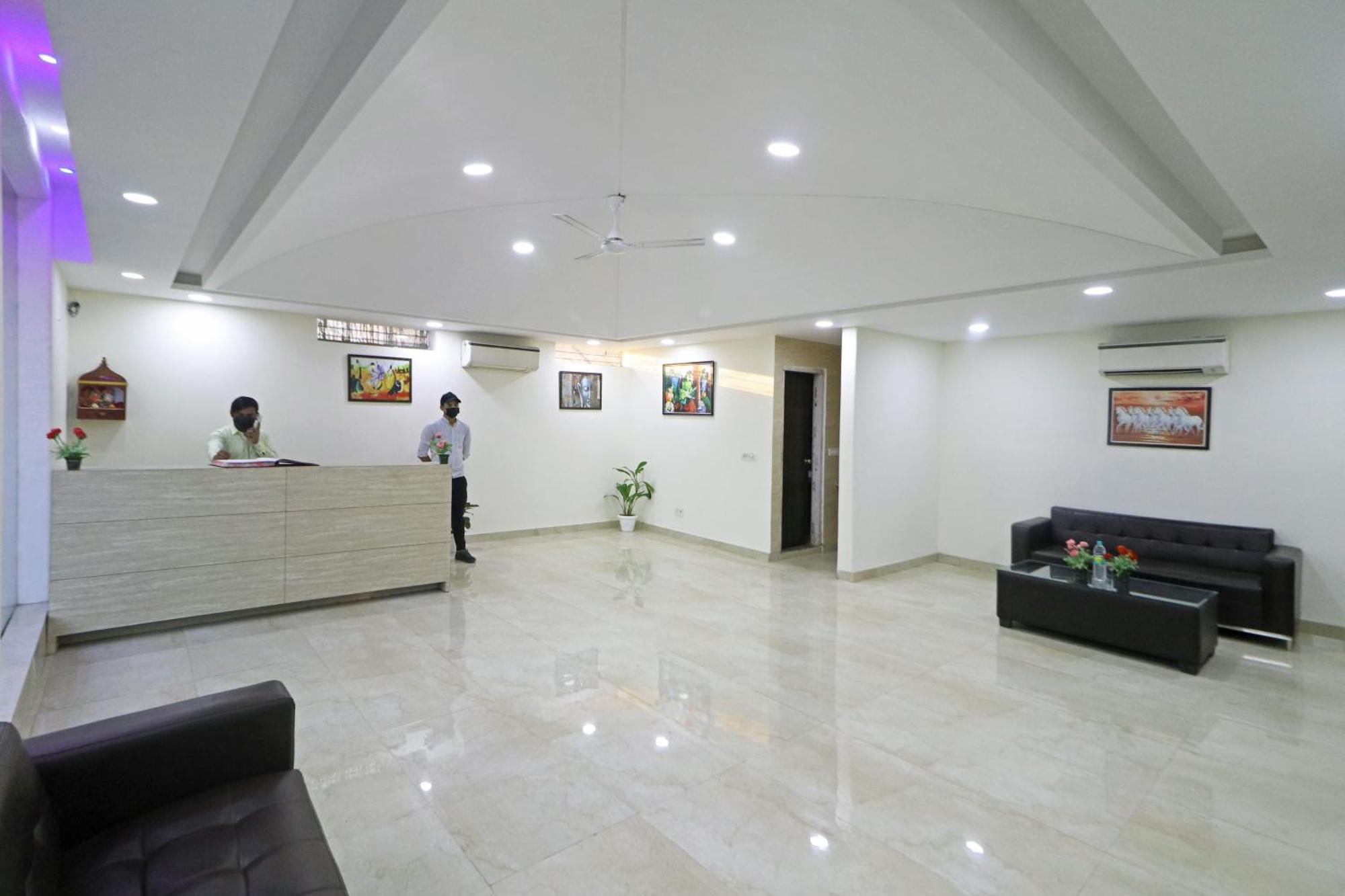Hotel Grand Suites By D'Capitol Near Delhi Airport Нью-Делі Екстер'єр фото