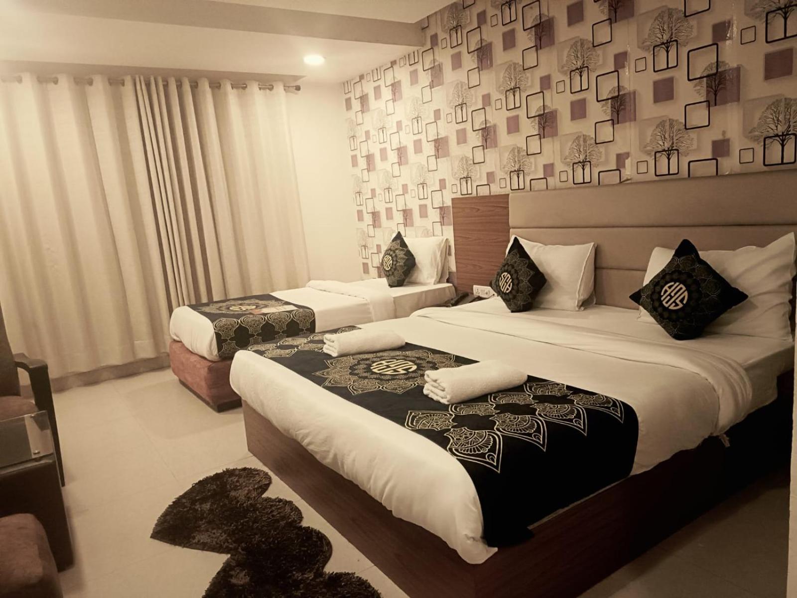 Hotel Grand Suites By D'Capitol Near Delhi Airport Нью-Делі Екстер'єр фото