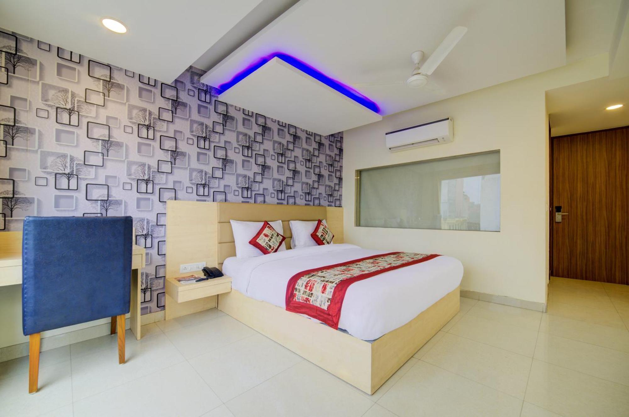 Hotel Grand Suites By D'Capitol Near Delhi Airport Нью-Делі Екстер'єр фото